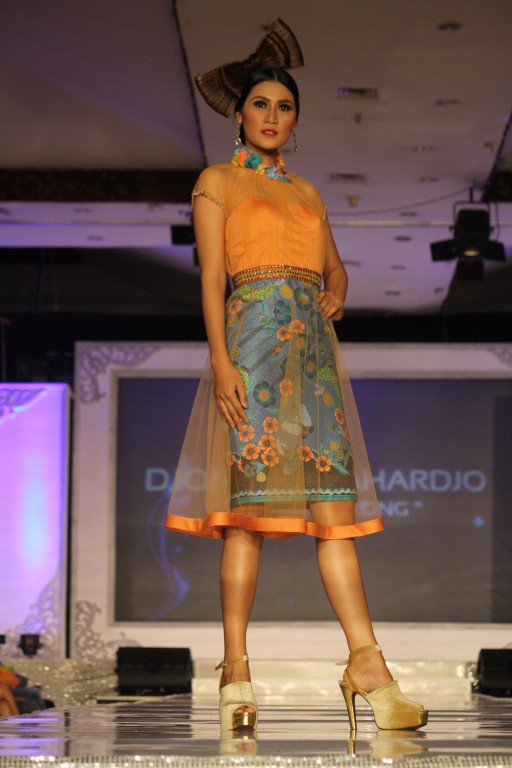 Busana Djongko Rahardjo