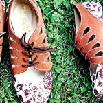 jejak sepatu batik