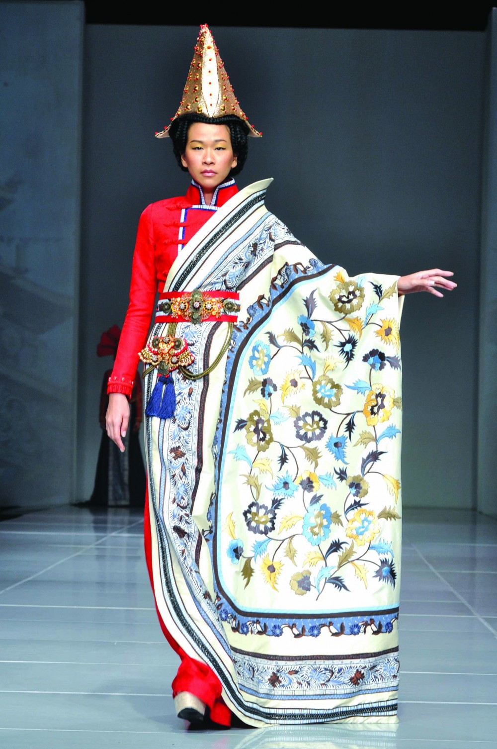 Batik Fashion - Busana Batik Danny Satriadi