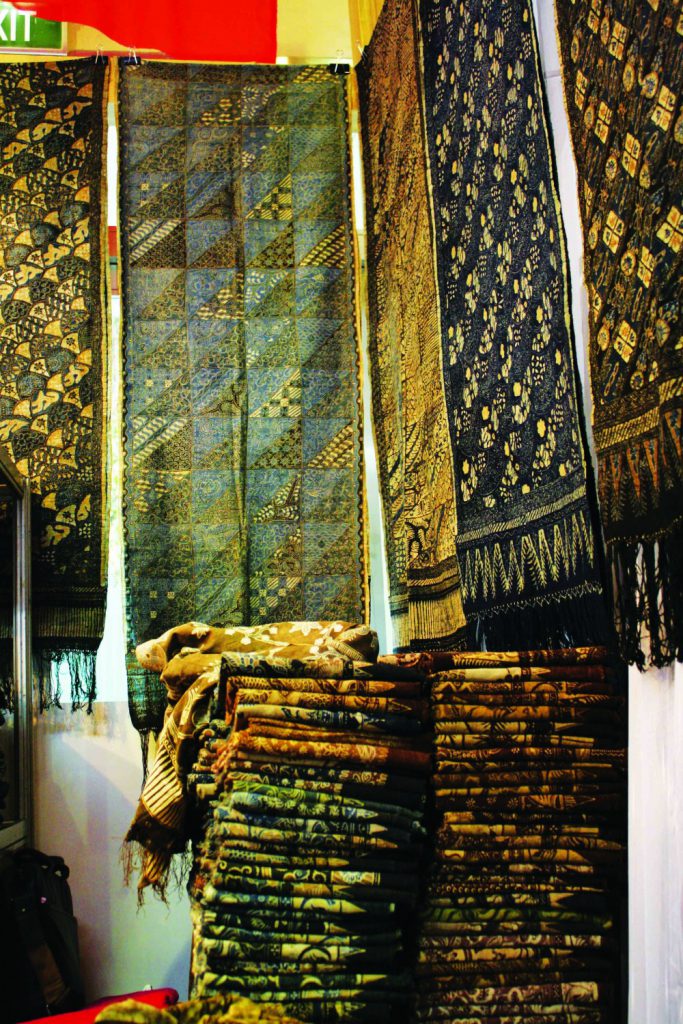 Gedog Batik Tuban