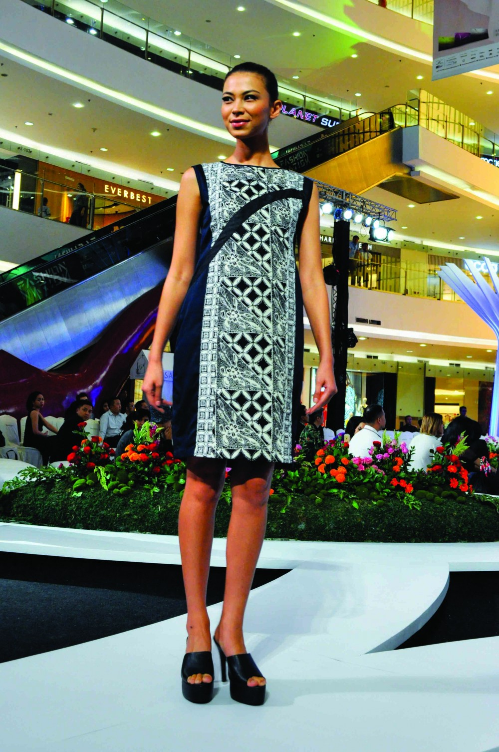 Batik Fashion - Baju Batik Motif Kawung Iwet Ramadhan