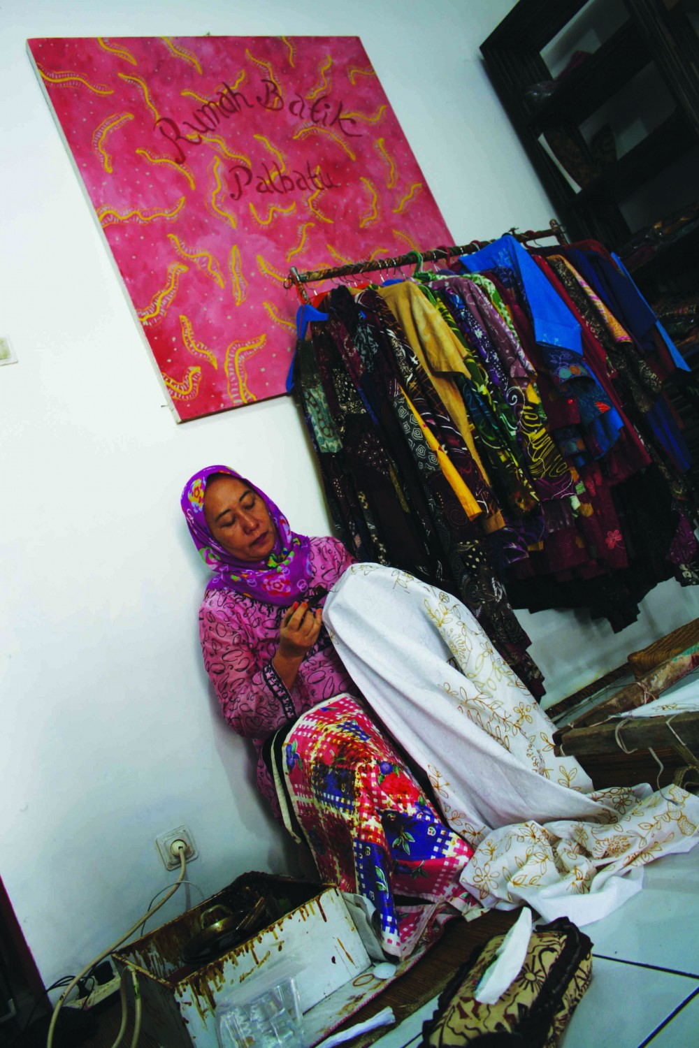 Batik Betawi Pal Batu