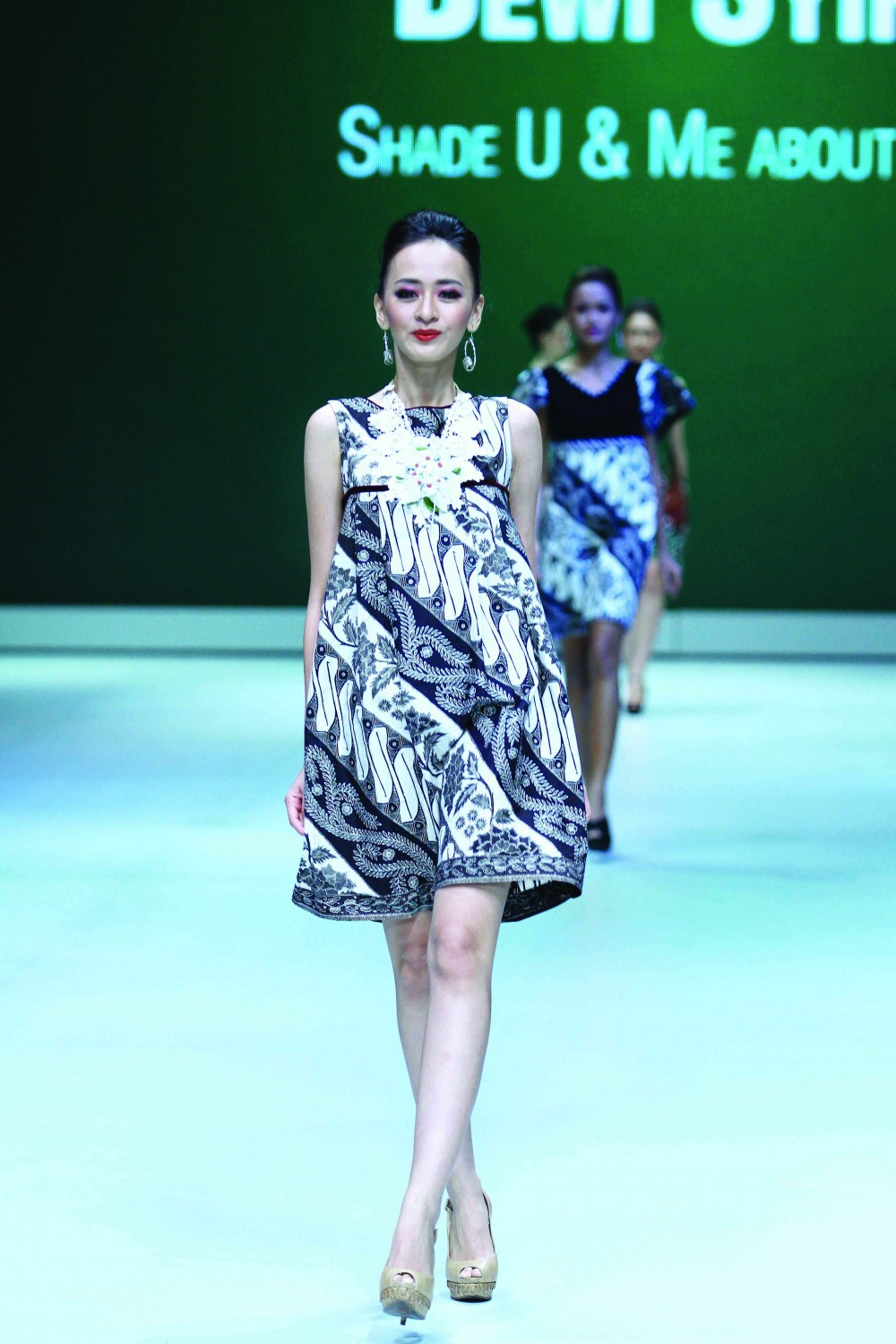 Batik Fashion - Model Dress Batik Dewi Syifa
