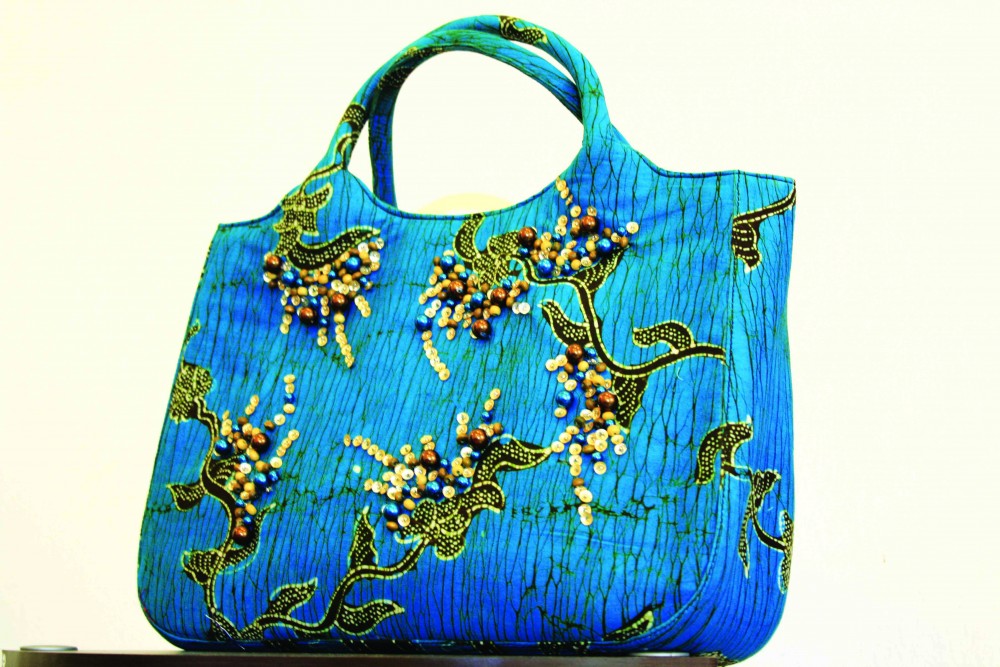 tas payet dan sulam