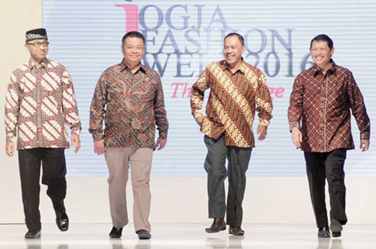jogja-fashion-week-2016