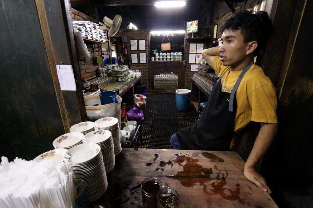 Kopi Klotok Pakem Yogya