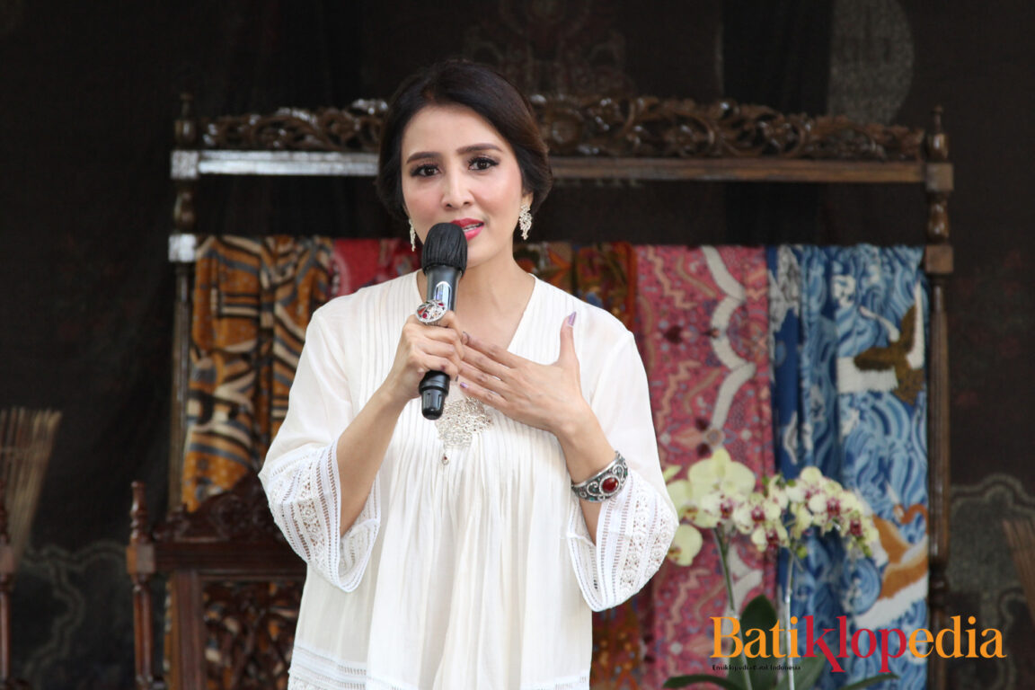 Perajin Batik Jawa Barat Menyusut