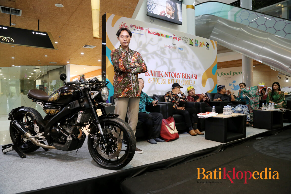 fashion show batik Bekasi