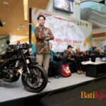 fashion show batik Bekasi