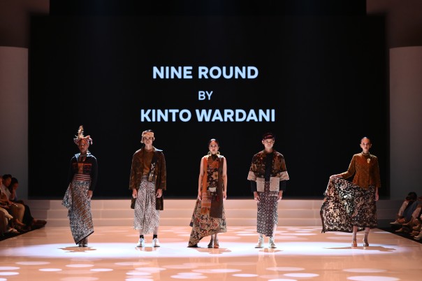 Nine Round by Pinto Wardani