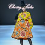 Koleksi busana batik Chossy Latu di JFW 2025
