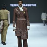 Fashion designer Temma Prasetyo muncul di JFW 2025, didapuk oleh PT. Pupuk Indonesia untuk mengangkat kain songket Palembang.