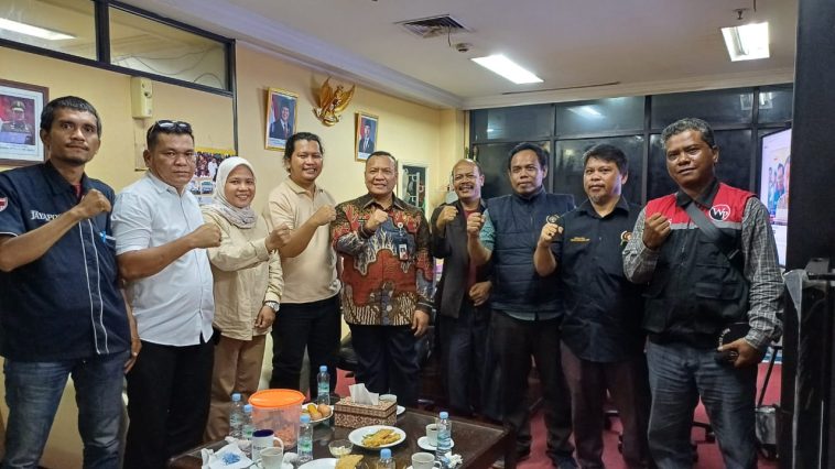 Pokja PWI Walikota Jakarta Timur Sambangi Kantor Satpol PP Jakarta Timur