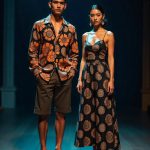 keunikan batik dengan wastra tradisional lainnya