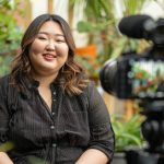 Media darling adalah orang yang selalu menjadi sorotan media