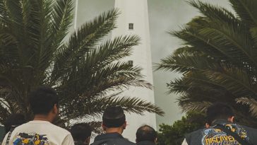 KISAH KM 0 JALAN DAENDELS ANYER, BANTEN