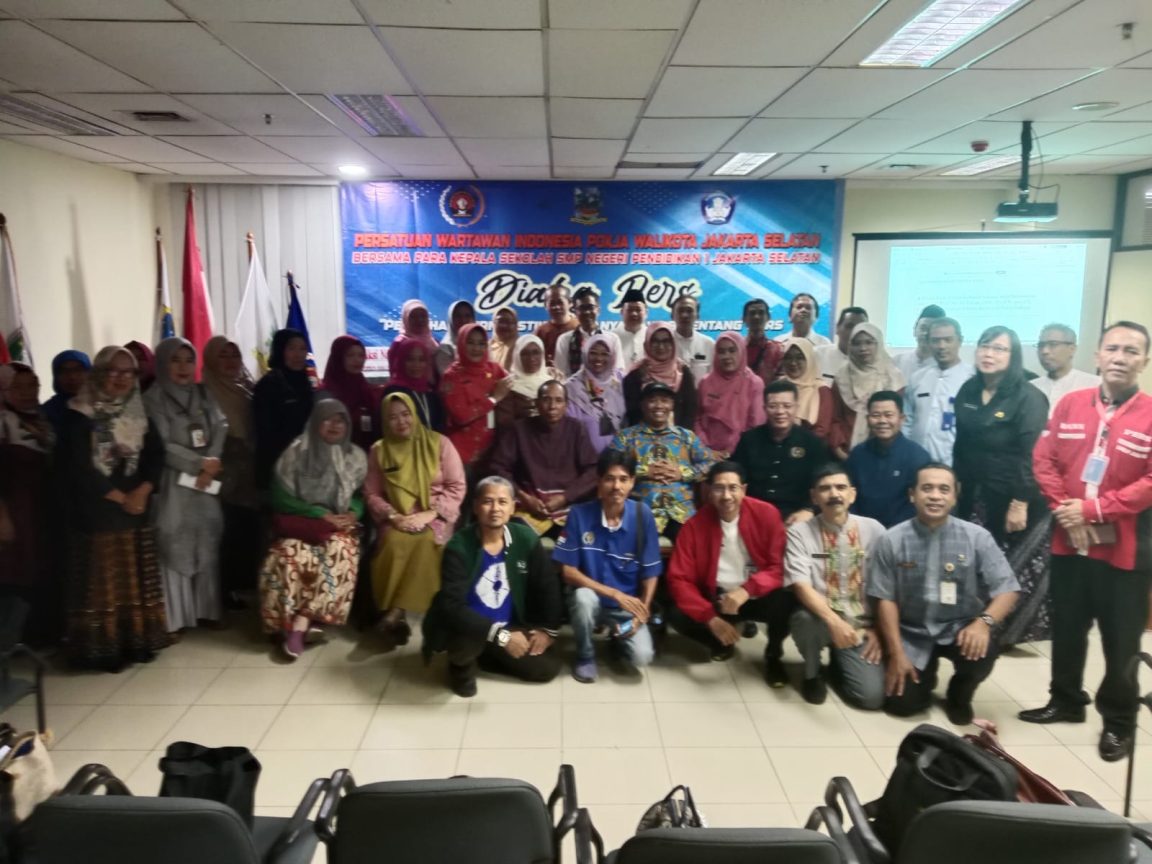 POKJA PWI JAKSEL ADAKAN MOU DAN DIALOG PERS DENGAN SUDIN PENDIDIKAN I