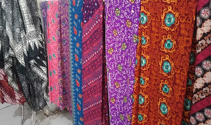Batik Bengkulu Khas Kaligrafi dan Flora
