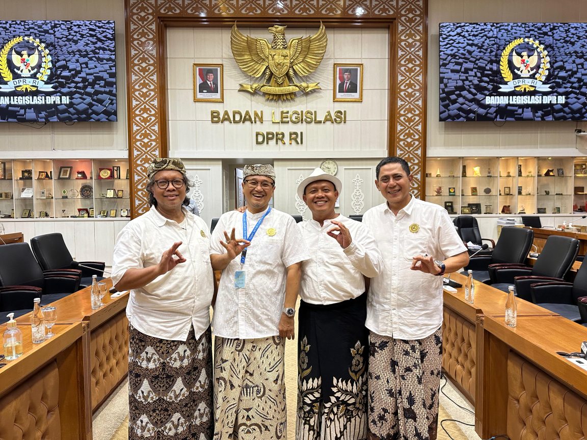 APPBI hadir di RDP Baleg DPR RI bahas RUU Pertekstilan untuk perlindungan dan pengembangan industri tekstil nasional, termasuk batik Indonesia