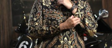 Alfi Sofran menyebut ada kesamaan unik antara batik dan supercar: simbol seni, identitas, dan investasi bernilai tinggi yang mencerminkan gaya dan karakter.