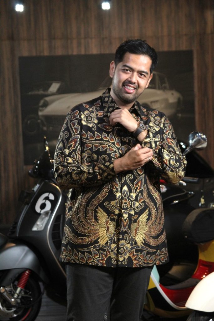 Alfi Sofran menyebut ada kesamaan unik antara batik dan supercar: simbol seni, identitas, dan investasi bernilai tinggi yang mencerminkan gaya dan karakter.