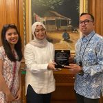 Indonesia perkuat diplomasi budaya di Paris fashion week via batik, kuliner, dan gerakan Nusantara Wave bersama diaspora dan KBRI Paris.