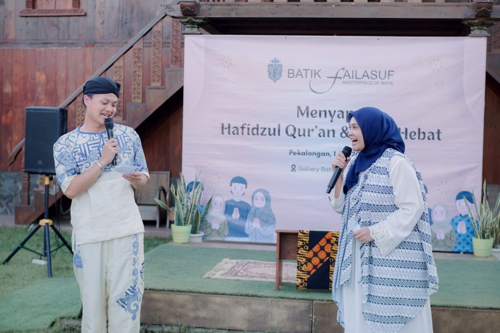 Peringatan Muharam di Kemplong Pekalongan diwarnai semangat berbagi bersama 58 santri penghafal Qur’an dan sajian tradisi bubur suro.