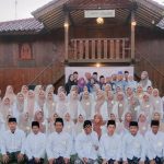 Peringatan Muharam di Kemplong Pekalongan diwarnai semangat berbagi bersama 58 santri penghafal Qur’an dan sajian tradisi bubur suro.