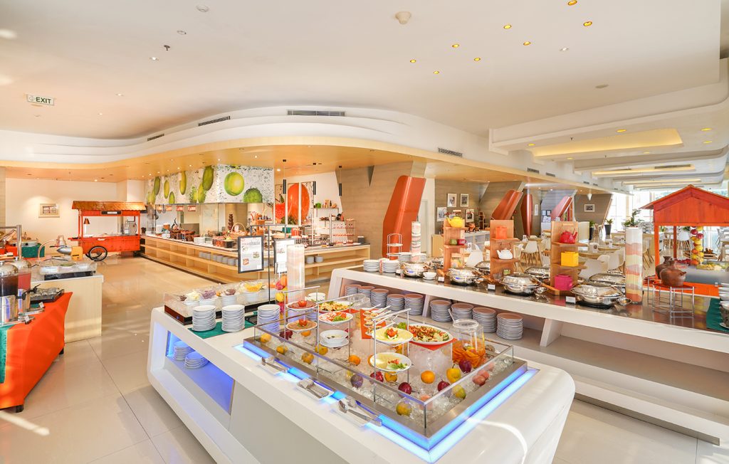 Hotel Harris Bekasi rayakan HUT RI ke-80 dengan promo Merdeka Treats, diskon ASR, jajanan Nusantara, dan kontes Snap & Win berhadiah menarik.