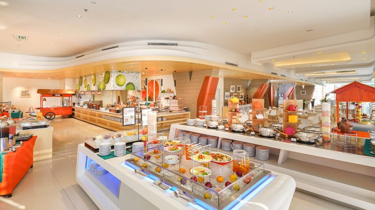 Hotel Harris Sumarecon Bekasi rayakan HUT RI ke-80 dengan promo Merdeka Treats, diskon ASR, jajanan Nusantara, dan kontes Snap & Win.