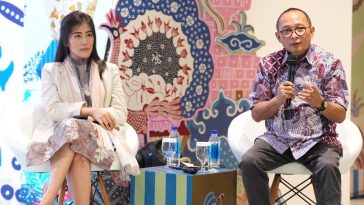 Generasi muda dorong transformasi batik jadi simbol gaya hidup berkelanjutan, lewat inovasi, digitalisasi, dan pelestarian budaya.