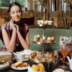 St. Regis Jakarta rayakan Kemerdekaan RI lewat Afternoon Tea berlapis cerita Iwan Tirta dan sentuhan batik elegan sepanjang Agustus.