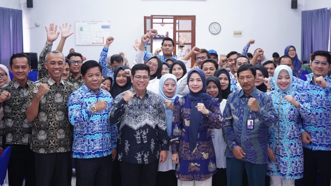 Pemkab Serang latih 20 pembatik muda di Yogyakarta, dorong lahirnya batik khas Serang untuk wujudkan ekonomi kreatif berbasis budaya.