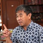 Slamet Hadipriyanto - pengelola generasi ketiga Batik Hadipriyanto - menyalakan kembali semangat yang diwariskan keluarganya sejak sebelum kemerdekaan