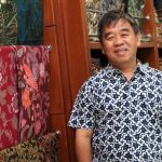 Slamet Hadipriyanto - pengelola generasi ketiga Batik Hadipriyanto - menyalakan kembali semangat yang diwariskan keluarganya sejak sebelum kemerdekaan