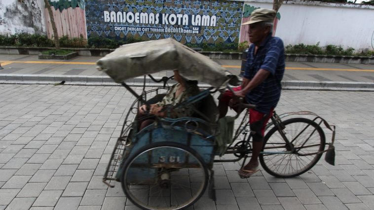 Kota Banyumas Lama, dari Kadipaten abad ke-16, masa kolonial Belanda, hingga kini menjadi kota tua bersejarah dan ikon budaya Banyumas.
