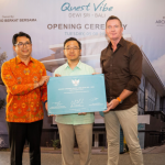 Kiri ke Kanan: Kepala Dinas Pariwisata Provinsi Bali Bapak I Wayan Sumarajaya, Pemilik PT Geralcio Berkat Bersama Bapak Freddy Wijaya, CEO Archipelago Bapak John Flood