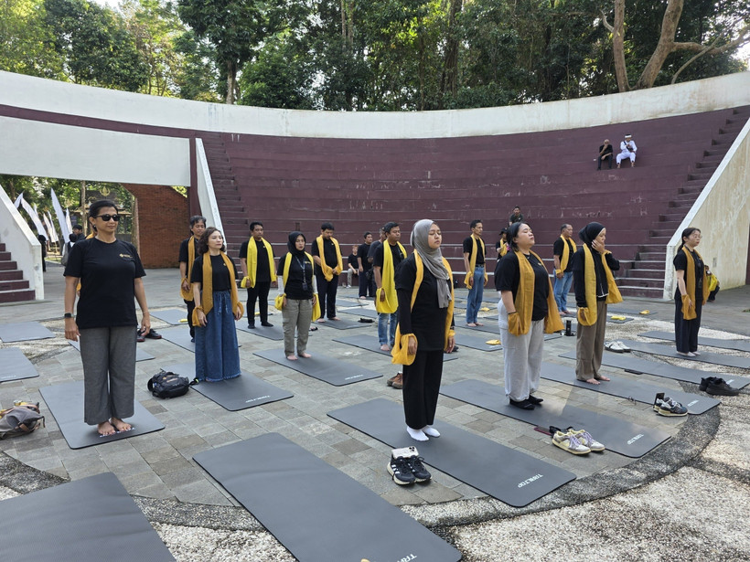 Lokakarya di Karangkamulyan bahas pelestarian budaya Parahyangan Timur lewat yoga, desa kerajinan, dan wisata kesehatan berbasis budaya.