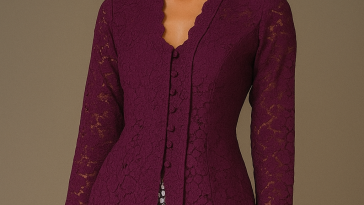 Batik Lasem motif Watu Kricak melambangkan keteguhan, kesabaran, dan kerendahan hati. Filosofi sederhana namun sarat makna kehidupan.