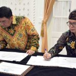 Badan Bahasa & Pemkab Garut teken nota kesepakatan penguatan literasi, pelestarian bahasa daerah, dan peningkatan kompetensi guru.