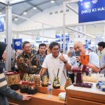 Halal Indo 2025 catat transaksi Rp7,7 M & potensi investasi Rp7,2 T, bukti kesiapan industri halal RI bersaing di pasar global.