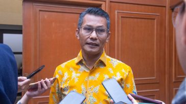 Kemenperin tegaskan impor TPT kini lebih selektif dan transparan. PDB tekstil tumbuh 4% di awal 2025, jadi harapan baru industri nasional.