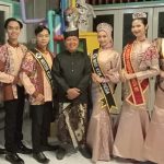 Banyuwangi Batik Festival 2025 kembali hadir meski anggaran minim. Semangat perajin menjaga batik lokal jadi napas pasar budaya Banyuwangi.