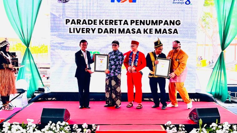 KAI rayakan HUT ke-80 dengan inovasi New Generation, Whoosh, LRT Jabodebek, dan Parade Livery pecahkan rekor MURI di Surabaya.