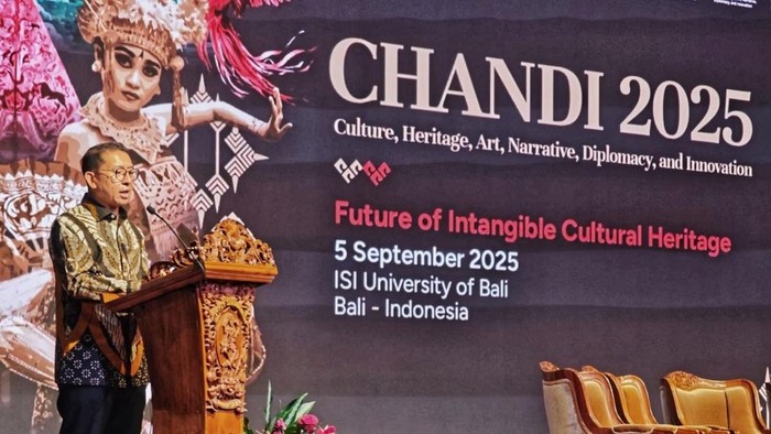 Kemenbud RI tegaskan warisan budaya takbenda adalah fondasi masa depan, bukan sekadar peninggalan, dalam seminar CHANDI 2025 di ISI Bali.