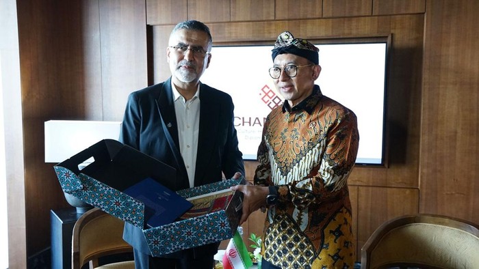 Indonesia–Iran rayakan 75 tahun persahabatan budaya, perkuat kerja sama film, kaligrafi, dan warisan UNESCO lewat Forum CHANDI 2025.