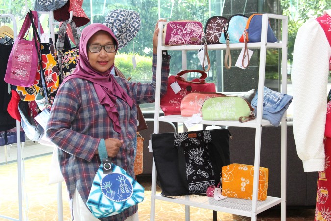 Juli Selastuti, pemilik brand Prau Handmade