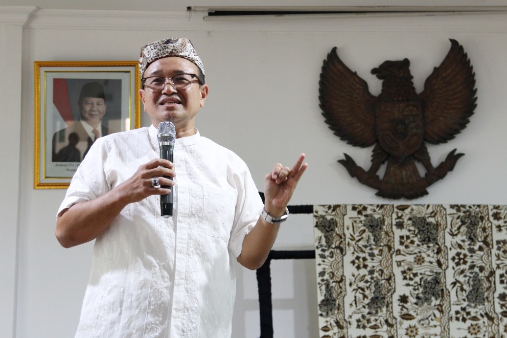 KMPIG menjaga keaslian dan mutu Batik Cirebon lewat sistem Indikasi Geografis, digitalisasi, dan pelestarian nilai budaya lokal.