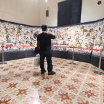 Babat Alas Wanamarta: kisah wayang yang diubah jadi batik merawit (2004) oleh Katura & 17 perajin, simbol perjuangan dan gotong-royong.