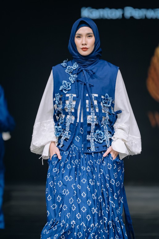 Batik Widayati hadirkan “Kun Anta, Blossom As You Are”, koleksi batik alami yang rayakan keanggunan dan ketangguhan perempuan.